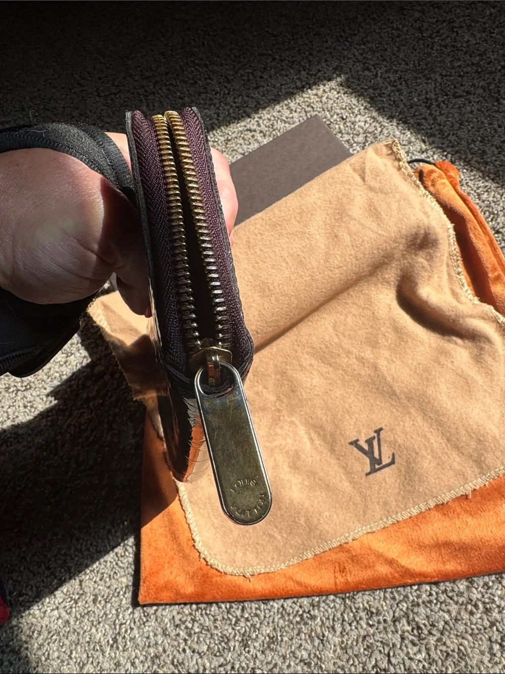 Louis Vuitton Vernis Patent Zip Wallet in Dark Brown